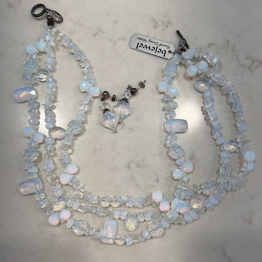 Bejewel by Carroll Dorsey Walker genuine chokerNWT with matching earrings